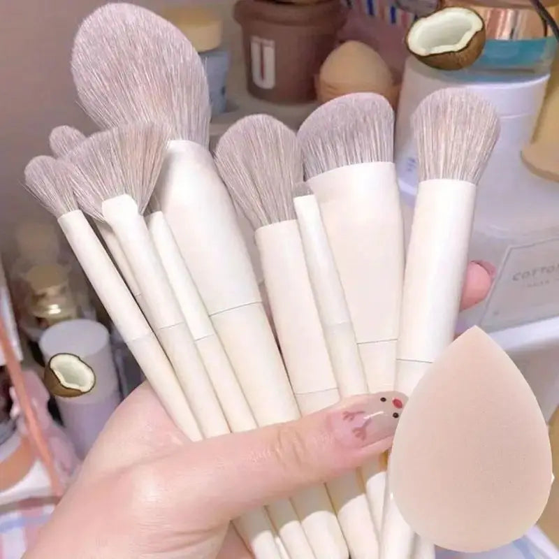 Professional Makeup Brush Set — Soft Fluffy Cosmetic Brushes
