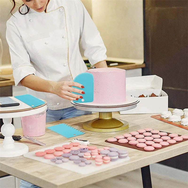 Reusable Silicone Piping Bags & Tips Set — Cake Decorating Kit